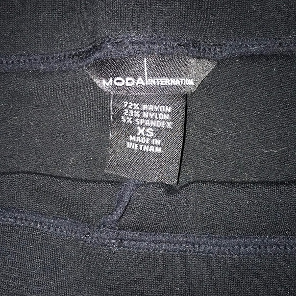 Laced Leggings - Picture 3 of 5